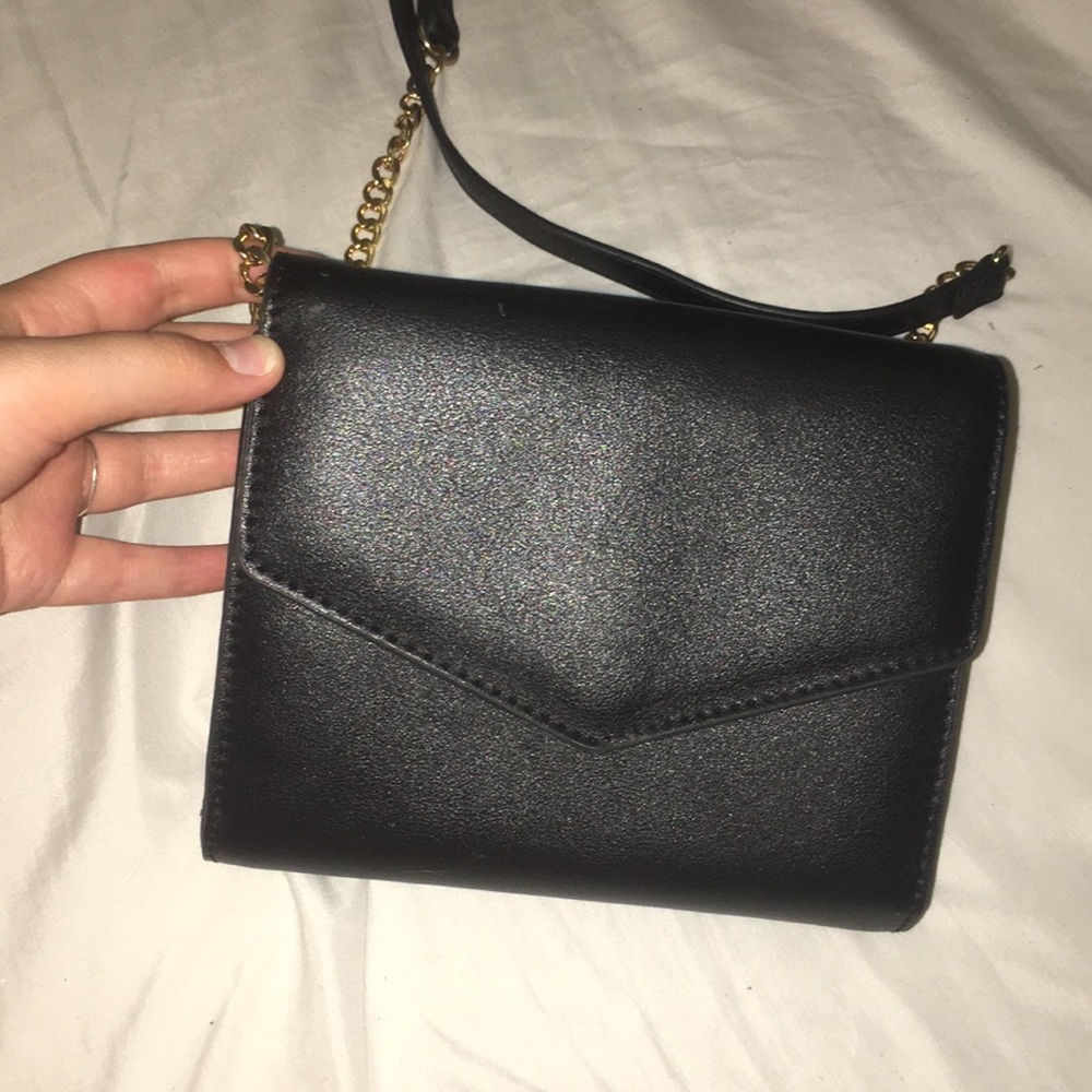 Black cross body purse